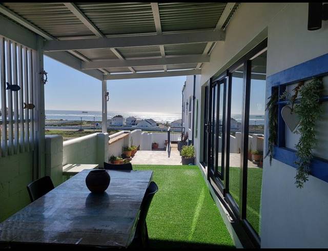 5 BEDROOM HOUSE FOR SALE IN DA GAMA BAY